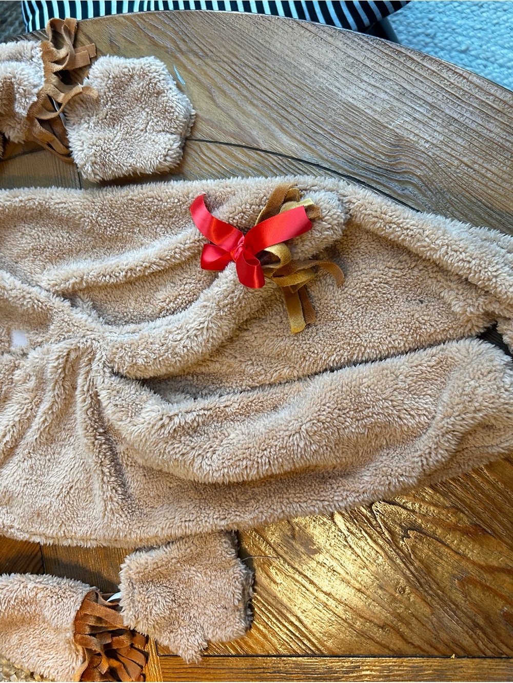 Loin Costume Kids in Light Tan with Red Bow